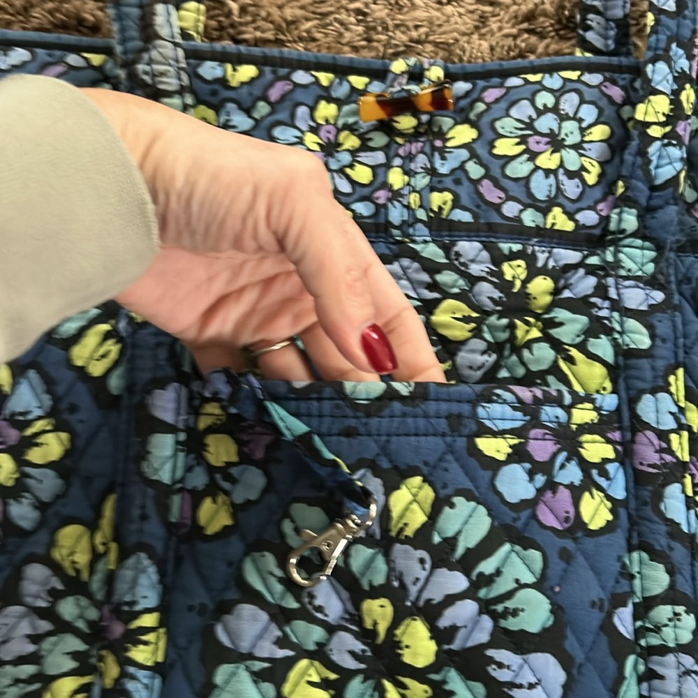 Vera Bradley shoulder bag w/matching wallet. Blue/purple/lime green - Picture 3 of 9